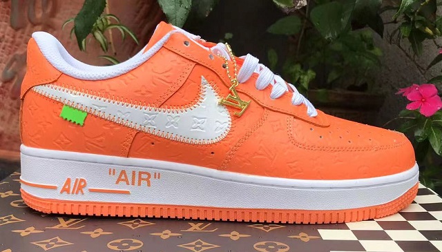 Women Air Force 1 022